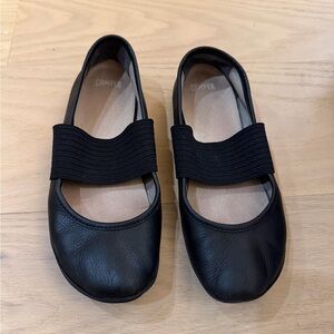 Women’s Camper Right Nina Leather Ballerina flats